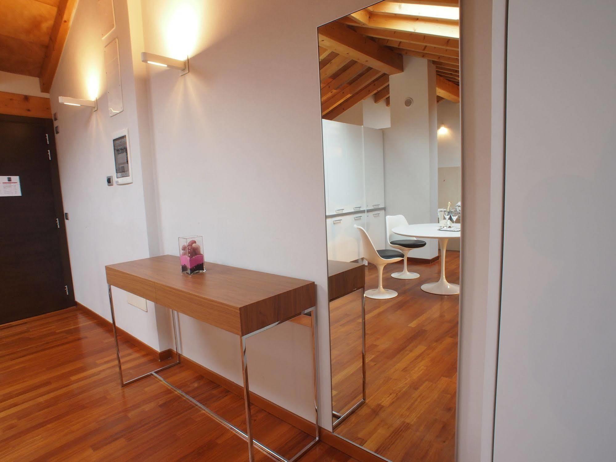Parizzi Suites & Restaurant Parma Exterior foto